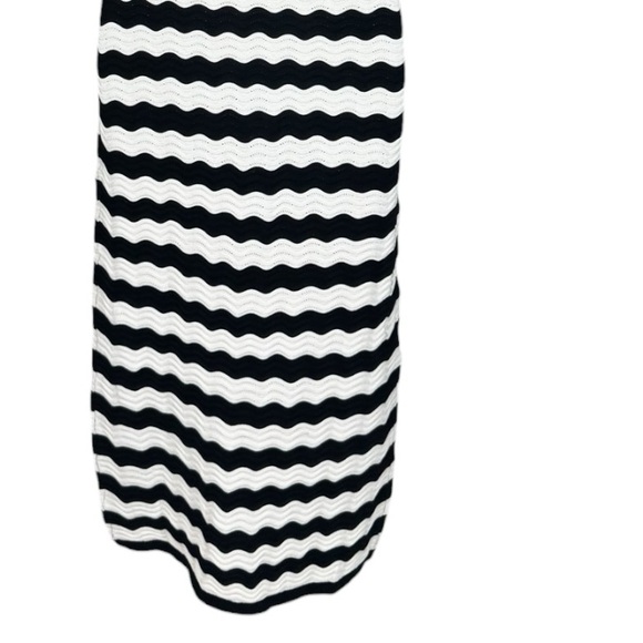 Black White Wavy Stripe Knit Maxi Dress Wilder Tuckernuck Hyacinth XXS - Picture 7 of 9